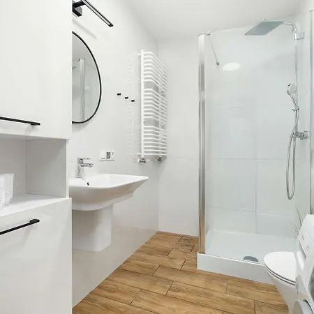 Unique With Balcony And Underground Parking By Renters Διαμέρισμα