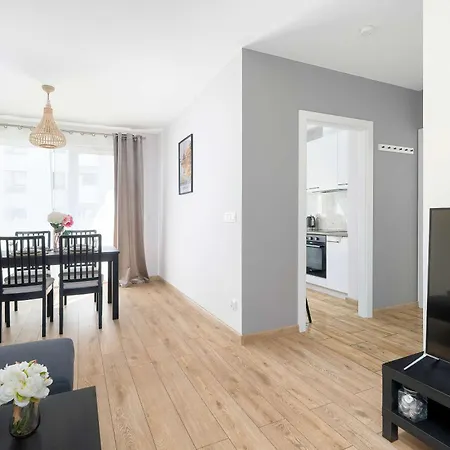Διαμέρισμα Unique With Balcony And Underground Parking By Renters